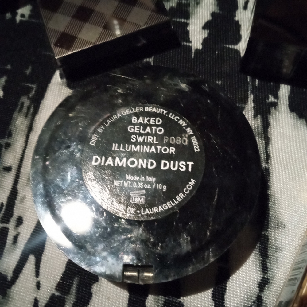 Full size Makeup Bundle - Picture 5 of 10